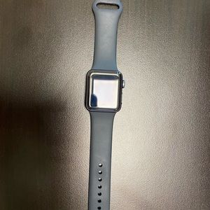 Apple Watch Series 3 38mm in black